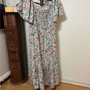 Plus size Floral Midi Dress